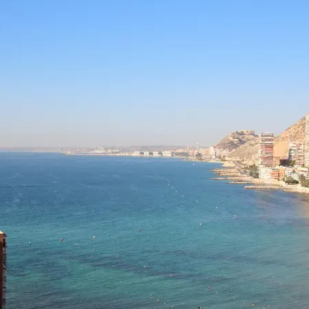 Estudio Con Fabulosas Vistas Al Mar. * Alicante
